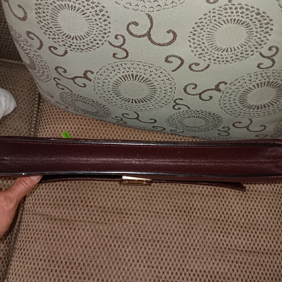 Louis Vuitton Taiga briefcase - Picture 5 of 7